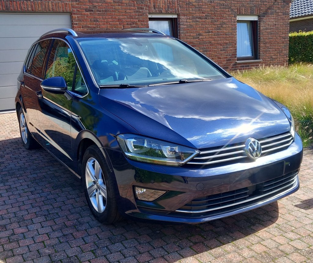 VW Sportsvan, option complète1.4 essence,homologuée pour ven, Autos, Entretenue par le concessionnaire, 5 portes, 5 places, Automatique