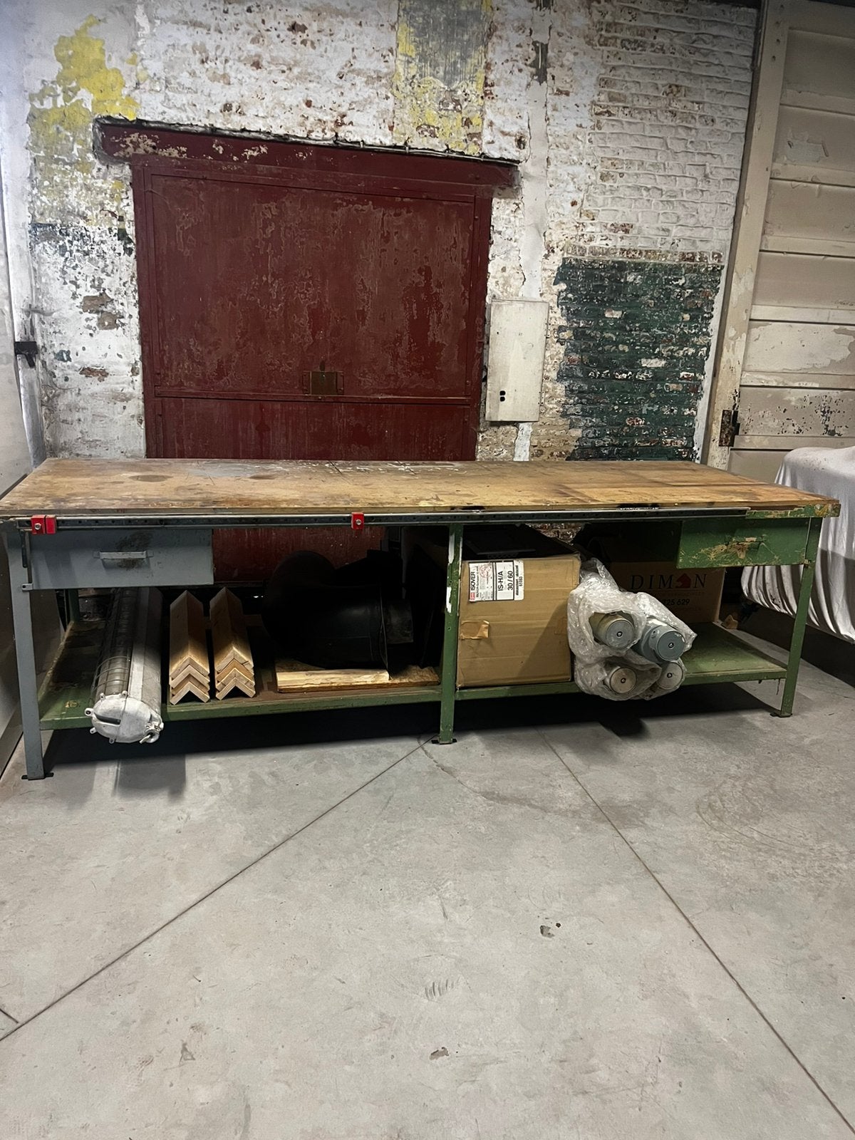 Canapé industriel en métal avec plateau en bois, Bricolage & Construction, Enlèvement, Utilisé, 170 cm ou plus