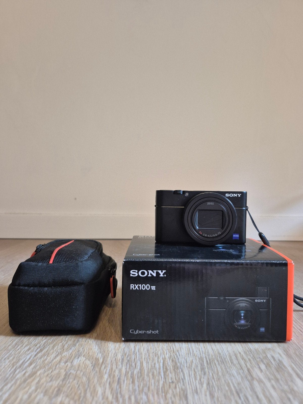Sony RX100 VII, Enlèvement, Comme neuf, Chargeur, Sony