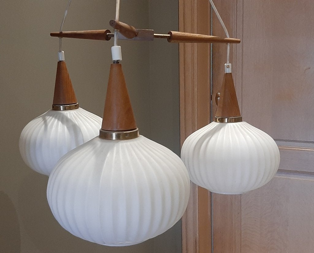 Lampe suspendue en cascade vintage Mid-Century, Antiquités & Art, Verre, Massif, Blanc, Enlèvement