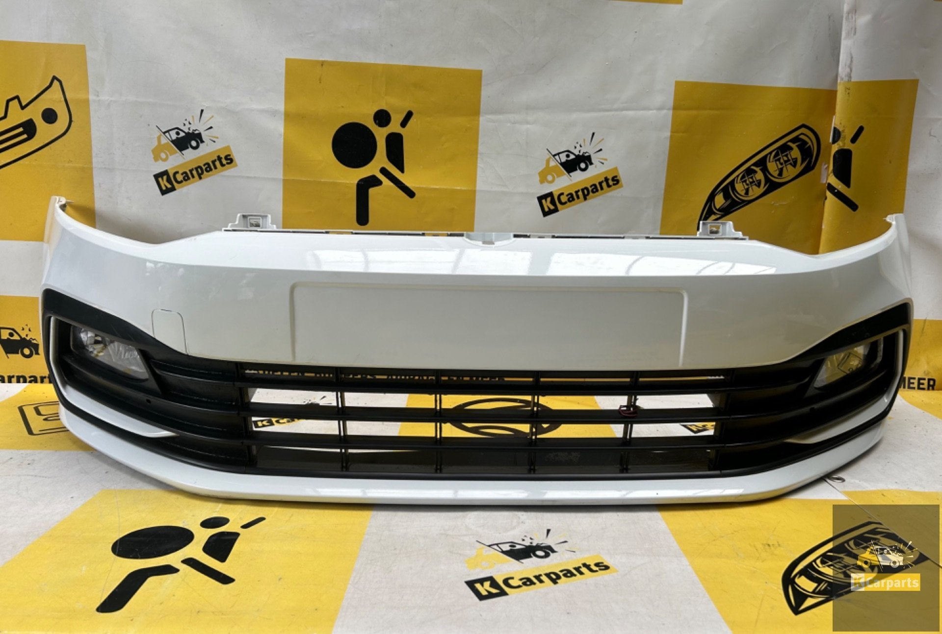 Voorbumper Volkswagen Polo 6c/6R 2010-2017 6c0807221 bumper, Auto-onderdelen, Carrosserie, Bumper, Volkswagen, Voor, Gebruikt