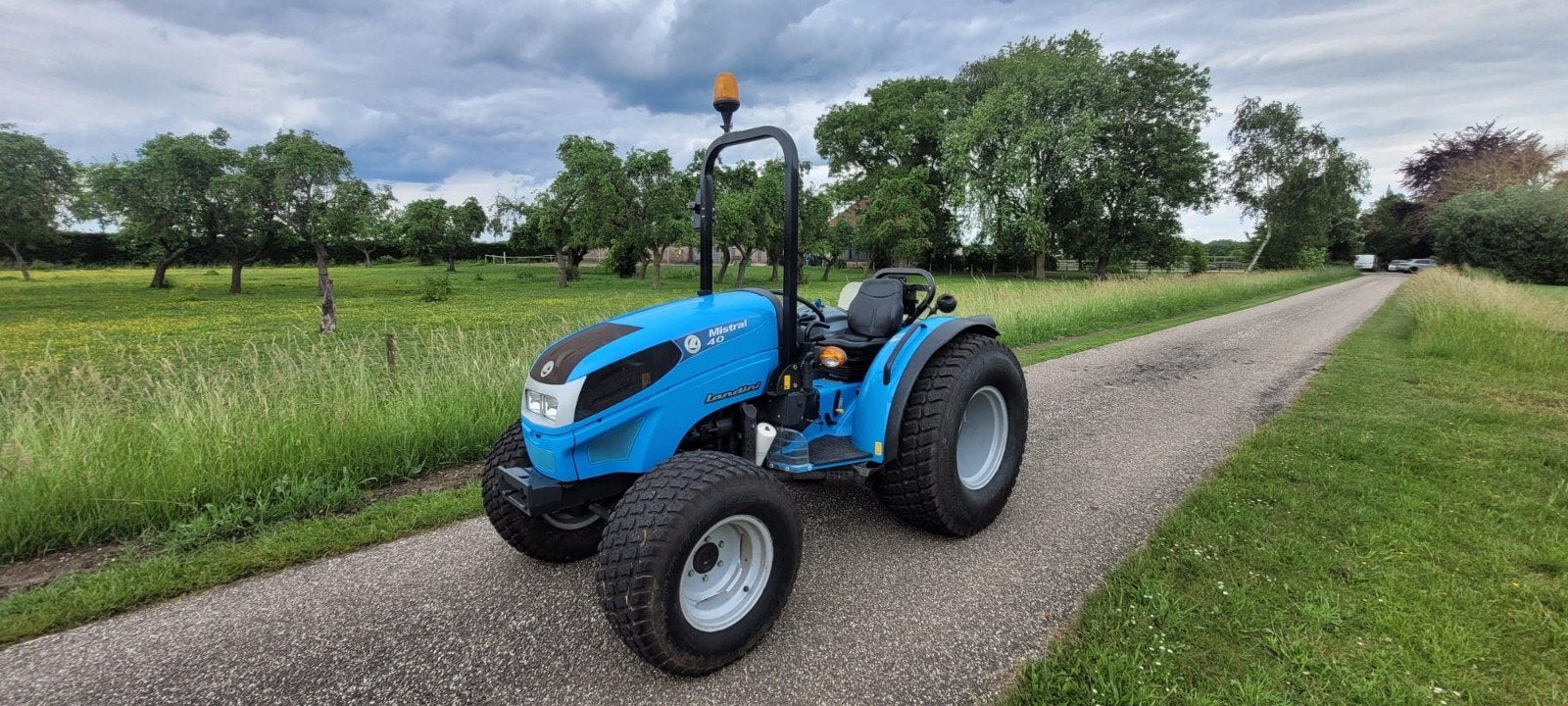 Tracteur Landini Mistral 40 Marge., Articles professionnels, Autres marques, Enlèvement ou Envoi, Jusqu'à 2500, Jusqu'à 80 ch