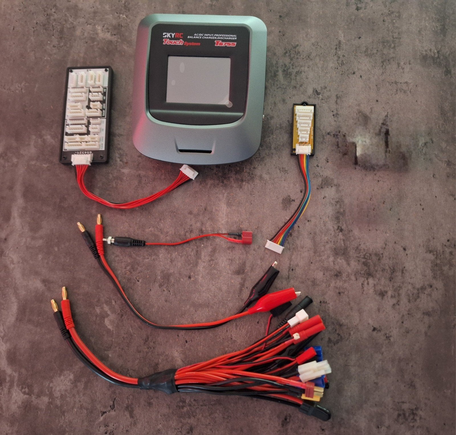 chargeur batterie Sky Rc, Enlèvement ou Envoi, Comme neuf