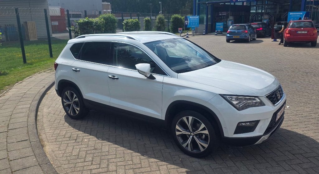 Stoel Ateca, Auto's, Seat, Ateca, Wit, Particulier, SUV of Terreinwagen