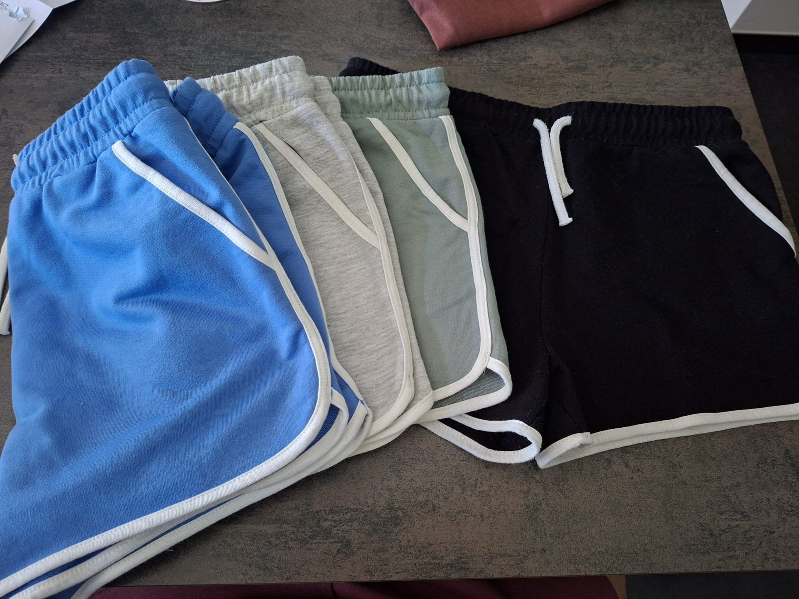 kindershortjes pakket, Kinderen en Baby's, Kinderkleding | Maat 164, Ophalen, Zo goed als nieuw