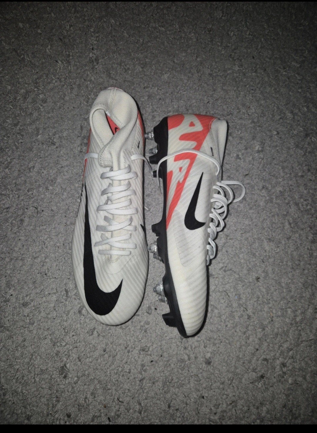 Nike Zoom Mercurial Vapor 15 Academy SG-Pro Taille 44, Enlèvement ou Envoi, Comme neuf, Chaussures