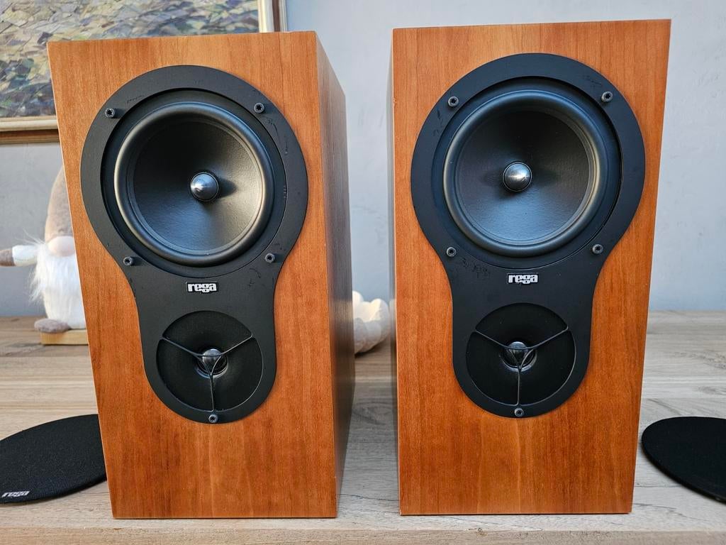 Rega RX One (RX1) boekenplankluidsprekers, Ophalen