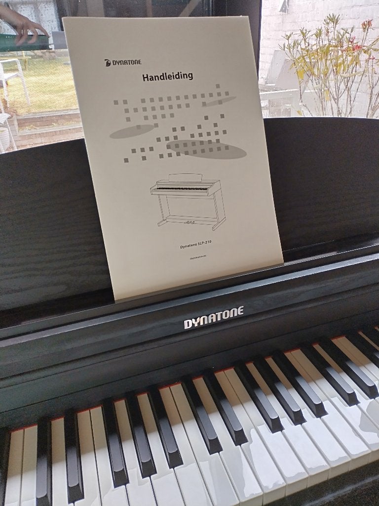 digitale piano Dynatone met pianostoel, Ophalen, Gebruikt, Zwart, Digitaal