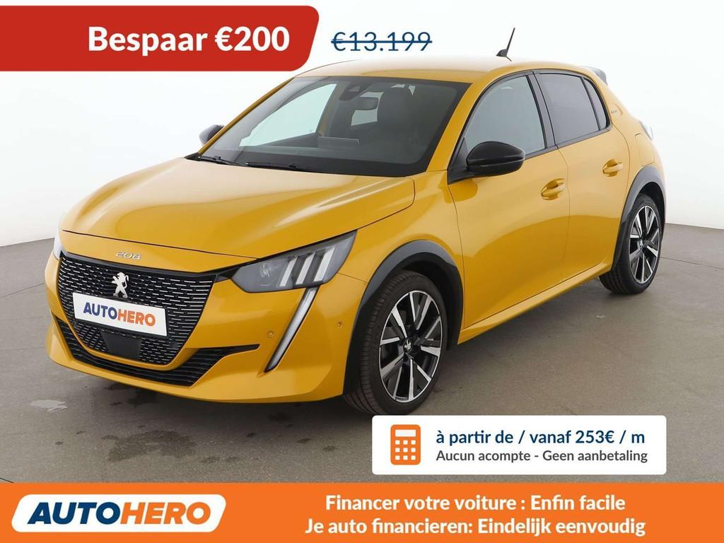 Peugeot 208 1.2 PureTech Allure (bj 2020, automaat), Auto's, Peugeot, 1199 cc, 1165 kg, Geel, 5 zetels