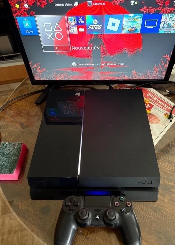 playstation 4 ps4, 500 GB, Avec disque dur, Enlèvement ou Envoi, Avec 1 manette