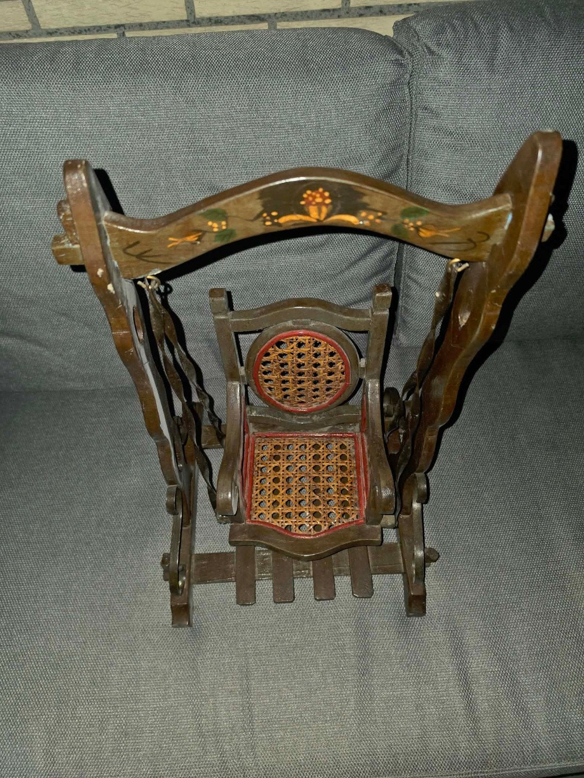 antieke schommelstoelen, Ophalen
