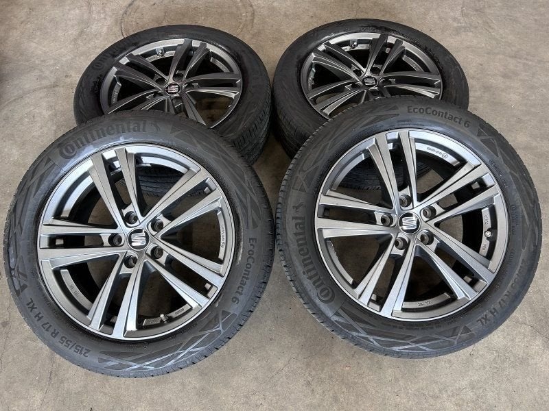 17 inch originele velgen + zomerbanden Seat Ateca, Auto-onderdelen, -, -, Banden en Velgen, 17 inch