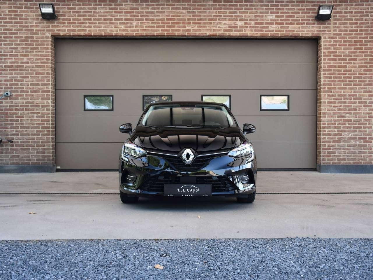 Renault Clio 1.6i HEV E-TECH TECHNO / CARPLAY / GPS / CAMER, Auto's, 0 min, USB, Zwart, 0 kg