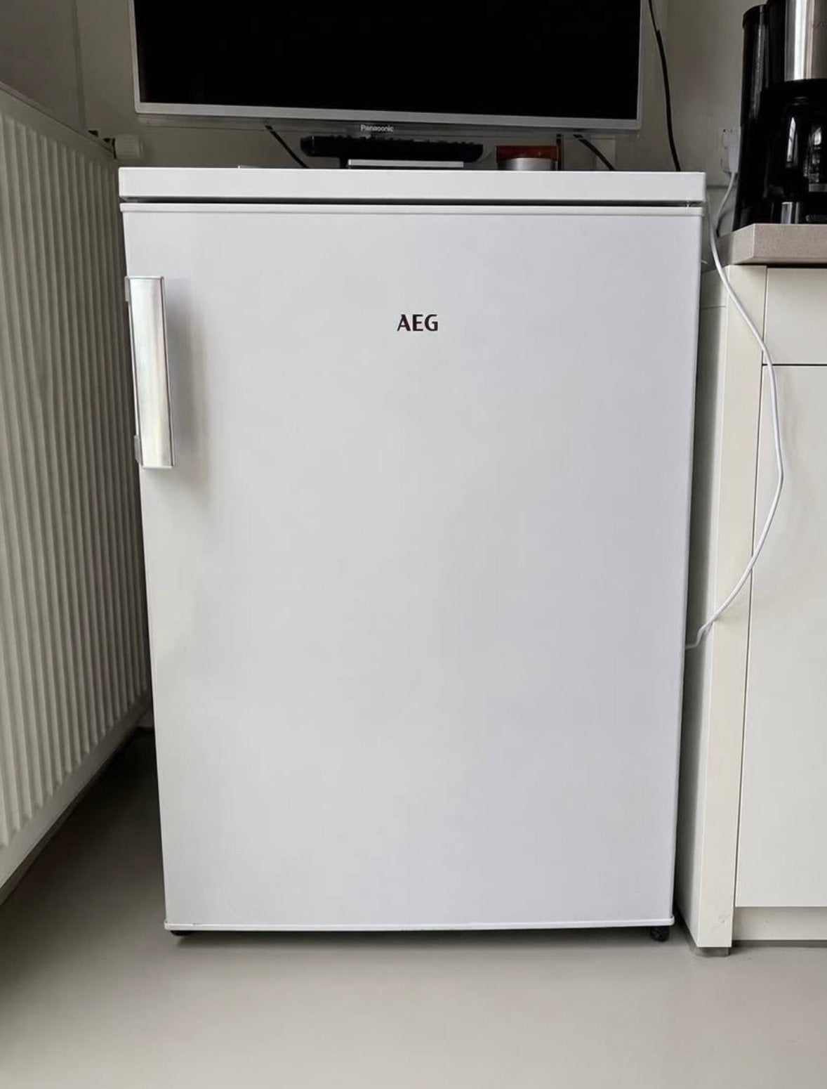 AEG RTB415E2AW - Réfrigérateur de table, Electroménager, Congélateurs, Comme neuf, Enlèvement