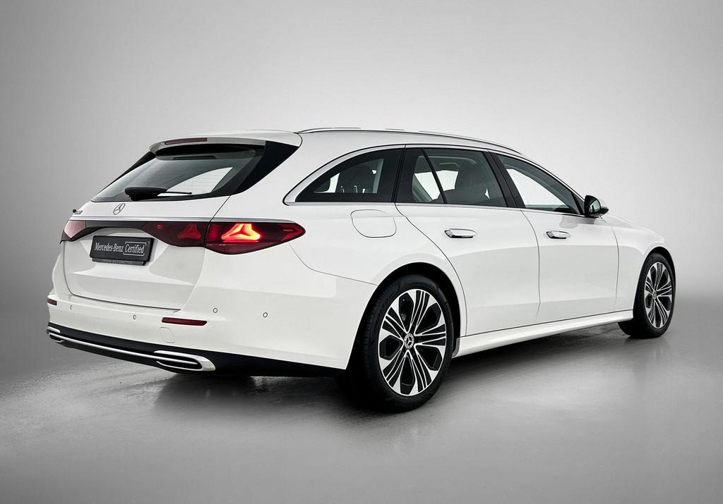 Mercedes-Benz E-Klasse 200 Break Luxury Line Distronic | Dod, Automaat, Gebruikt, 4 cilinders, 1905 kg
