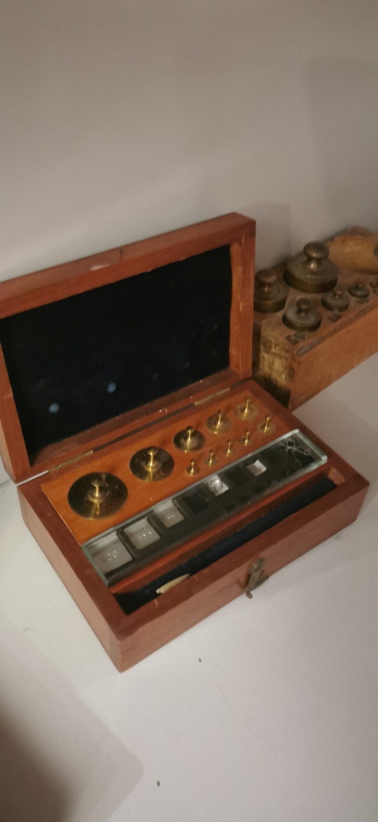 Ancienne balance de pharmacie BECKER  avec coffrets/poids, Enlèvement