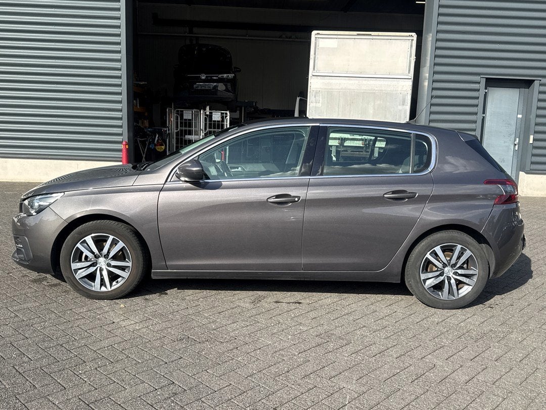 Peugeot 308 1.2 PureTech Allure, Autos, Argent ou Gris, Achat, Euro 6, Entreprise