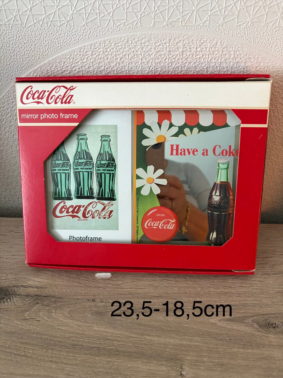 Decoratie spiegel coca cola 23,5-18,5cm, Huis en Inrichting, Ophalen of Verzenden, Zo goed als nieuw