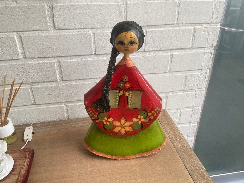 Volkskunst Mexican papier mache beeld / Sermel Doll, Verzamelen, Ophalen of Verzenden, Gebruikt, Pop