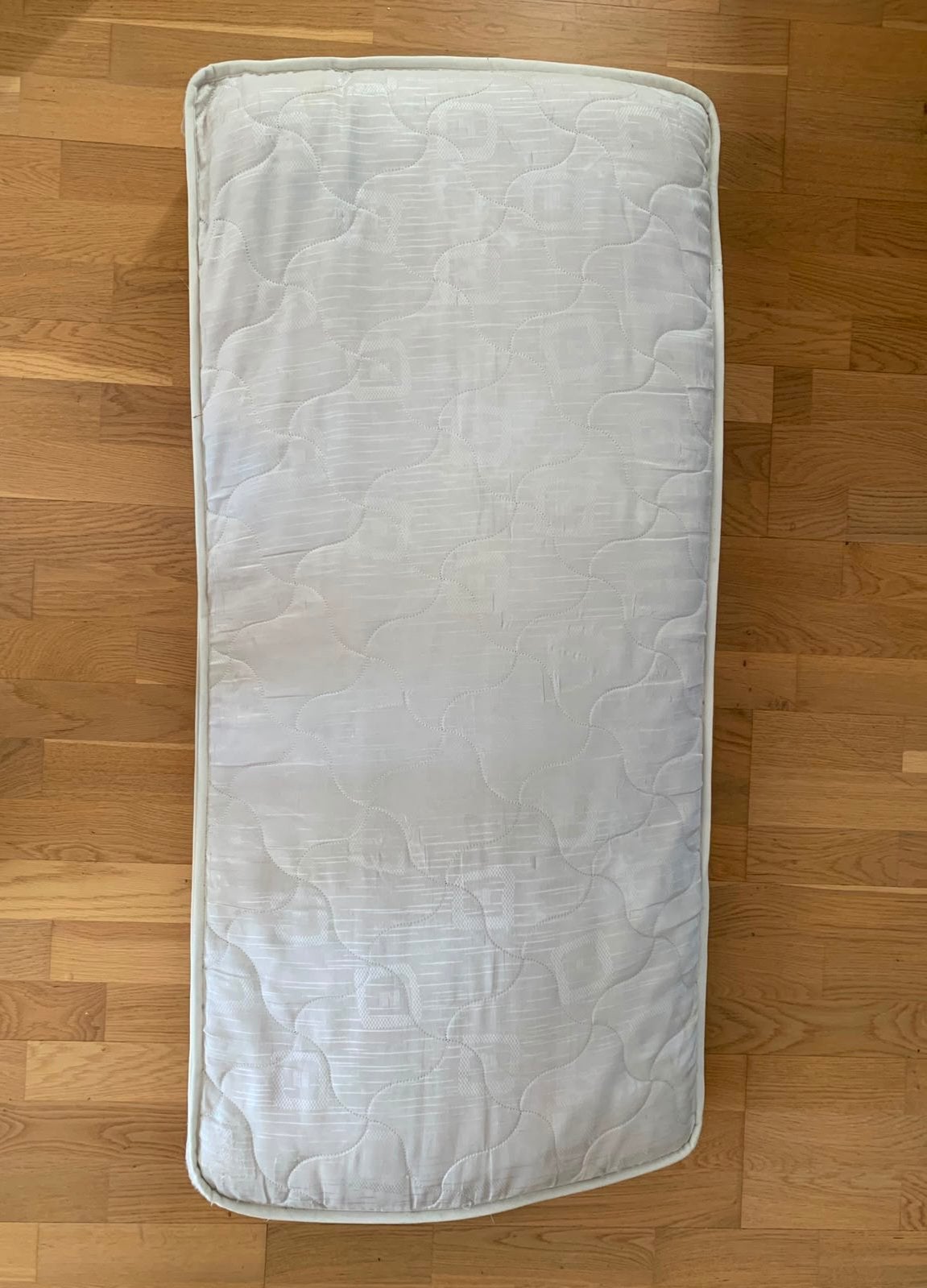Gratis kindermatras, Ophalen, Zo goed als nieuw, Matras
