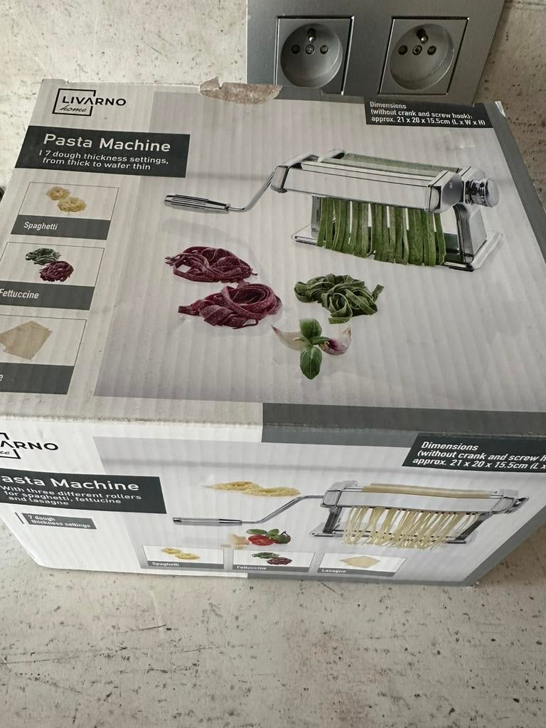 Pasta maker, Enlèvement, Comme neuf