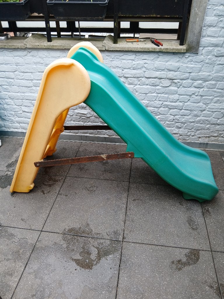 Toboggan pour enfants, Enlèvement, Utilisé