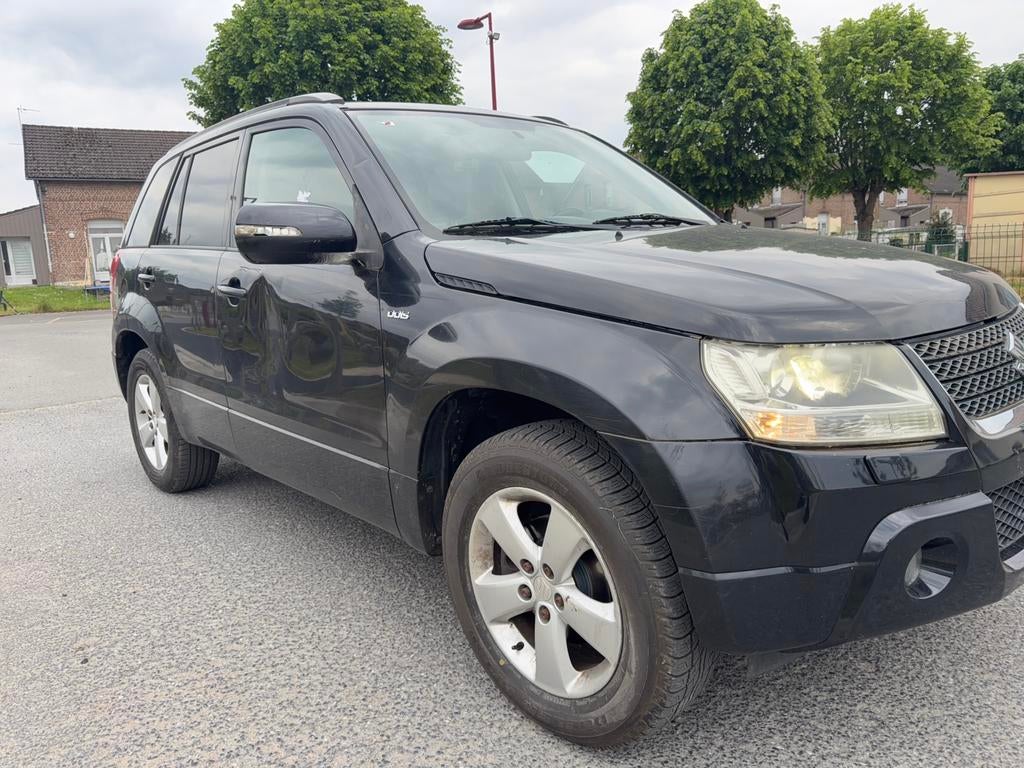 Suzuki grande Vitara 1.9 DDIS - faible kilométrage 4x4, Autos, Cuir, Euro 5, Achat, Entreprise