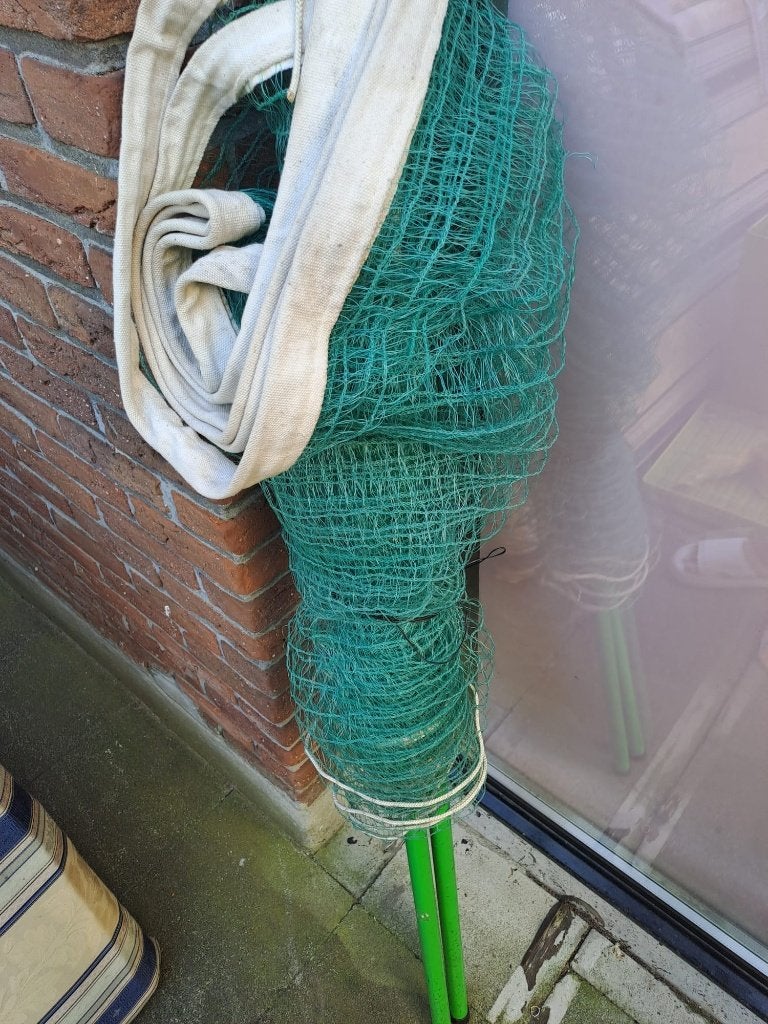 Groen Sportnet met Groene Palen -Tennisnet /Volleybalnet-€40, Hobby en Vrije tijd, Gezelschapsspellen | Overige, Zo goed als nieuw
