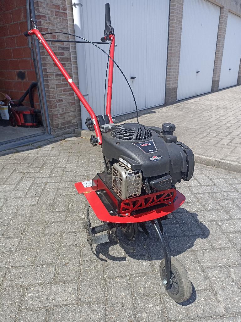 Grondfrees benzine, Tuin en Terras, Ophalen, Zo goed als nieuw, Benzine, Briggs & stratton