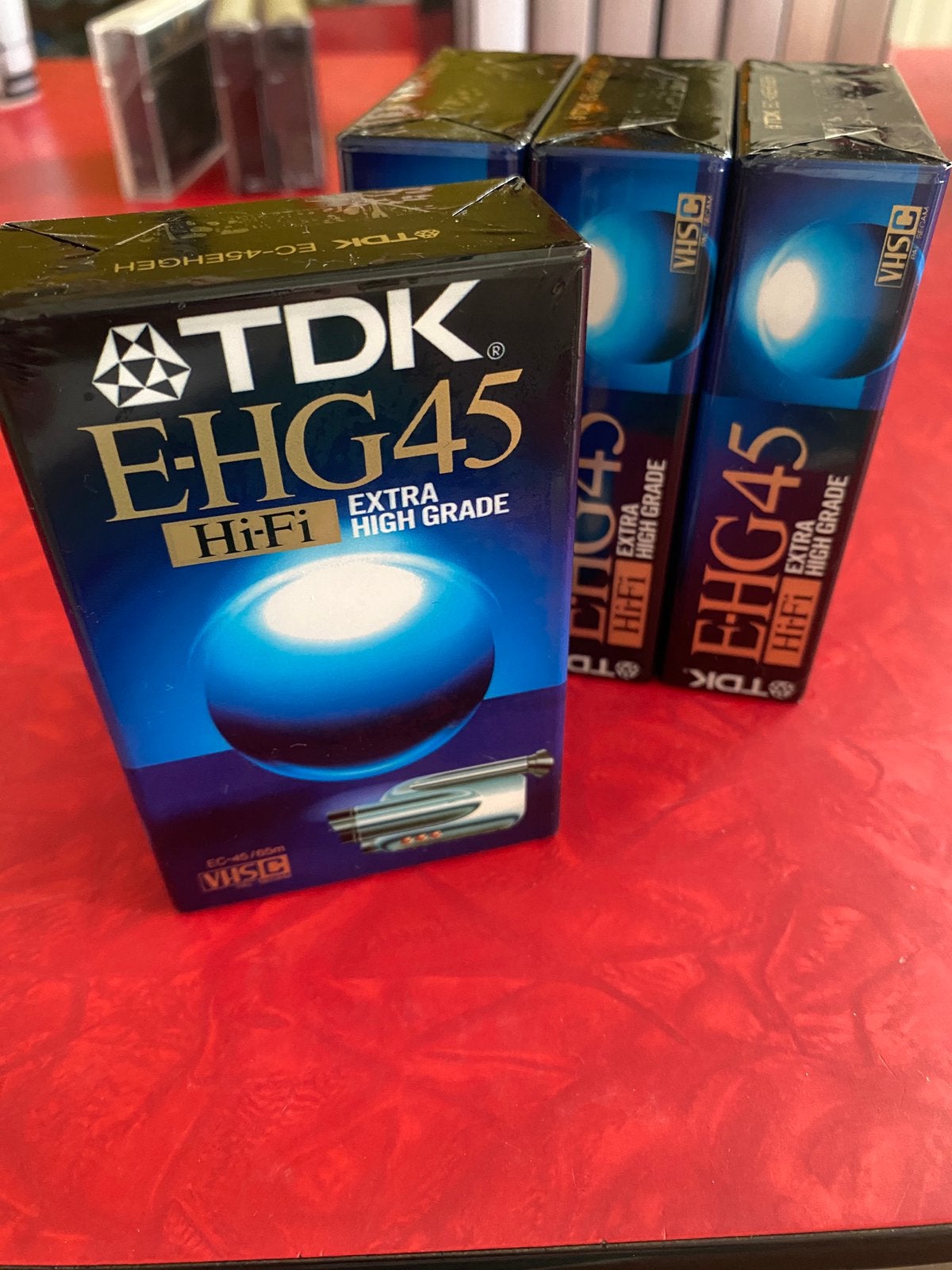 Set van 4 k7 VHS-C TDK EHG45 verzegeld, Ophalen of Verzenden, Zo goed als nieuw, VHS