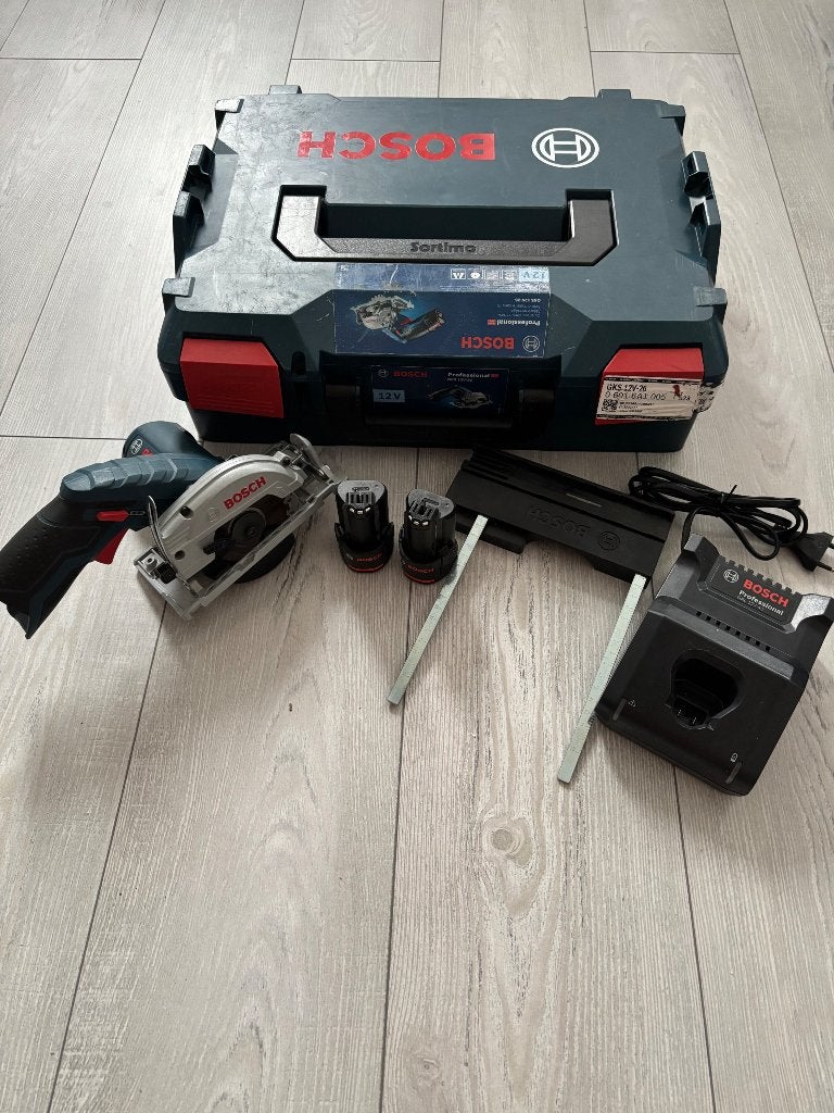 Bosch cirkelzaag GKS 12V-26, Doe-het-zelf en Bouw, Gereedschap | Zaagmachines, Ophalen of Verzenden, Zo goed als nieuw, Cirkelzaag