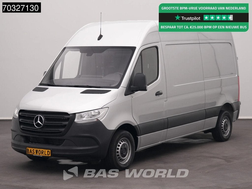 Mercedes Sprinter 215 CDI Automaat 150pk L2H2 MBUX Camera Ai, Automaat, Stof, Gebruikt, 4 cilinders