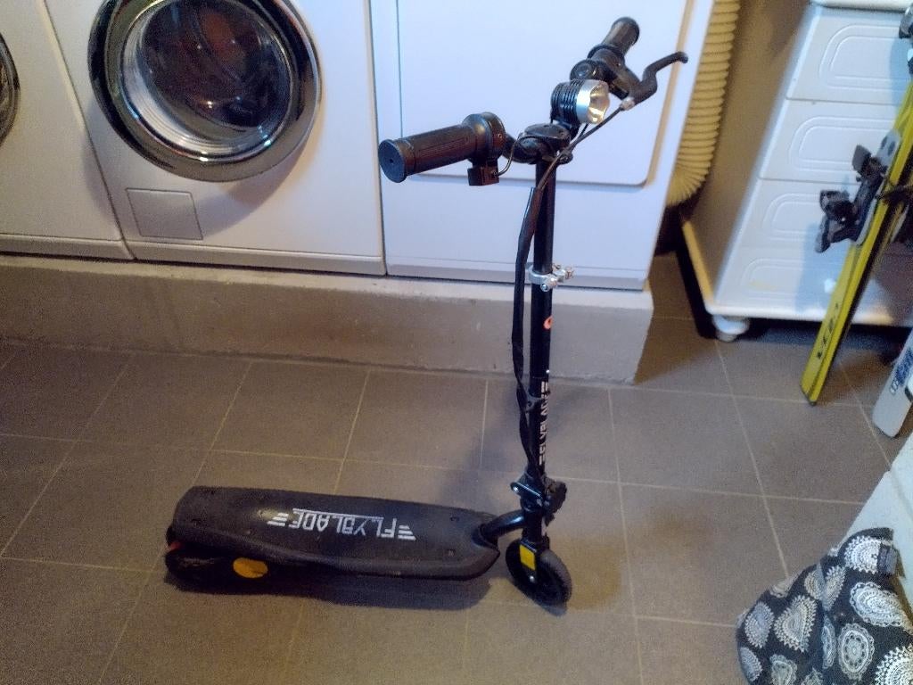 Trottinette électrique FLYBLADE, Ophalen, Zo goed als nieuw, Elektrische step (E-scooter), FLYBLADE