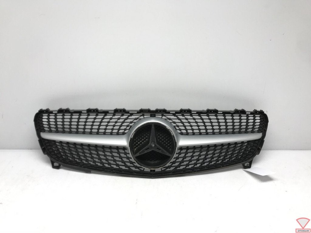MB A Klasse W176 Facelift Diamond Grille Grill A1768881760, Auto-onderdelen, Gebruikt, Mercedes-Benz AG, Voor, Mercedes-Benz