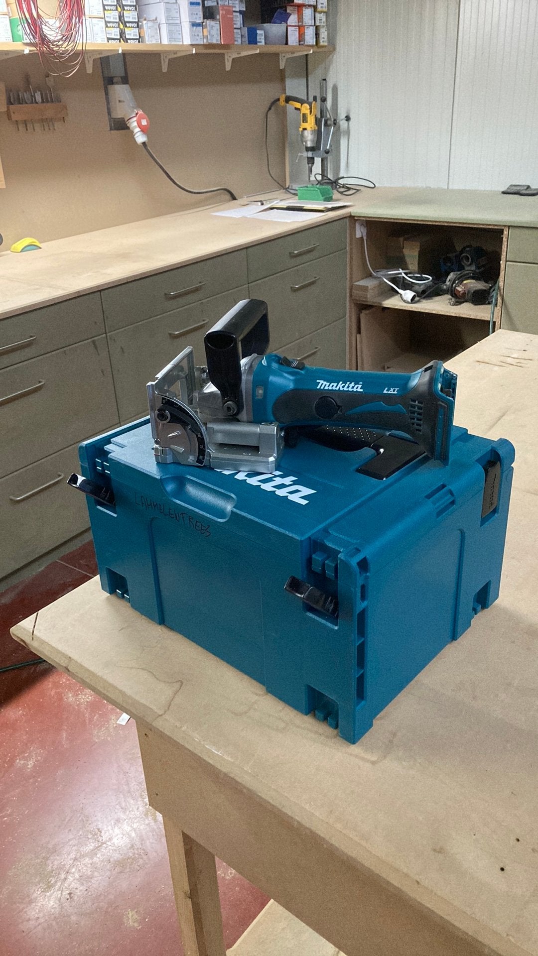 Makita dpj180 lamellenfrees, Ophalen, Zo goed als nieuw