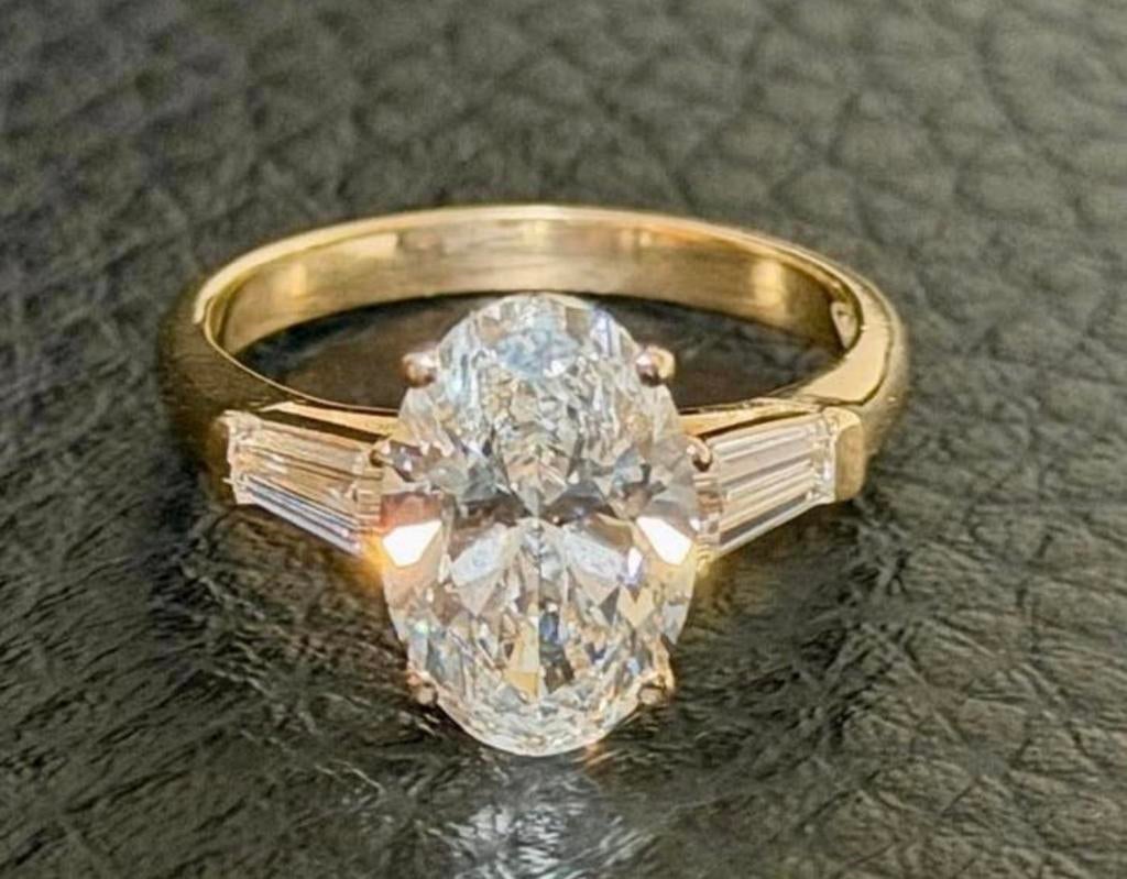 Gouden ring met VS2 diamant van 4 caraat met certificaat!, Nieuw, Ophalen of Verzenden, 17 tot 18, Met edelsteen
