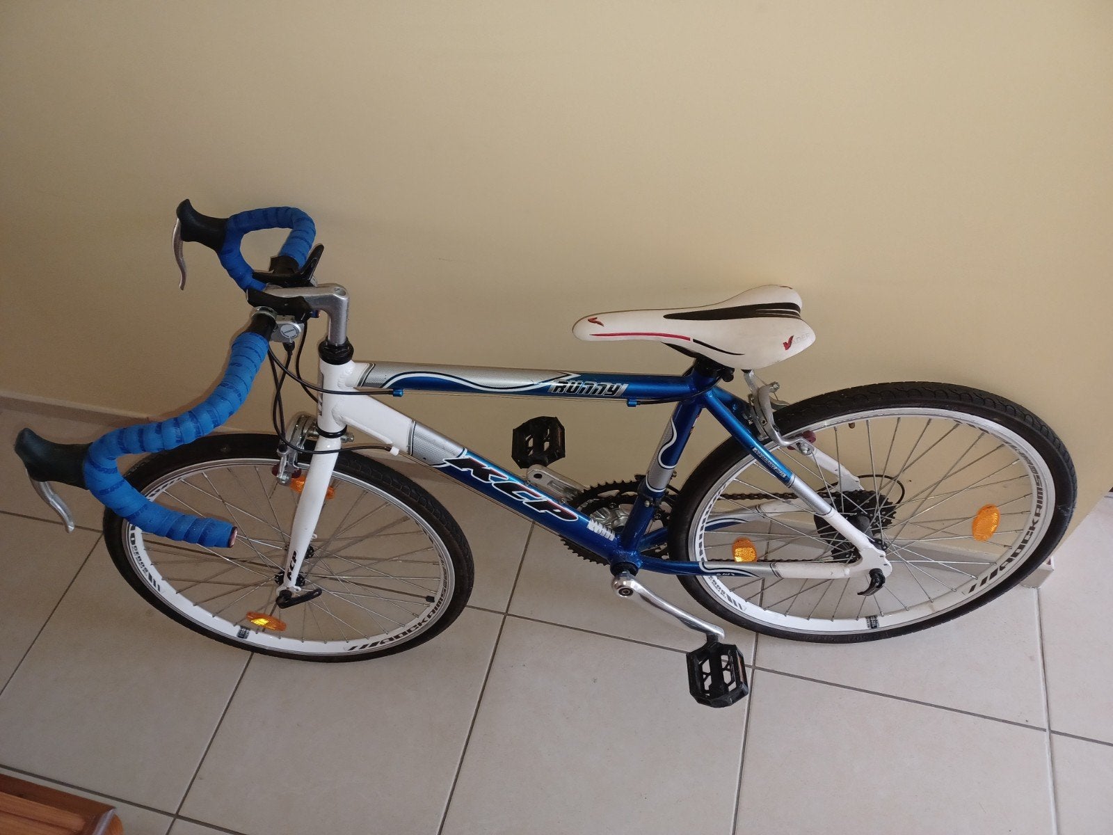 Vélo de course Runny bleu, Enlèvement