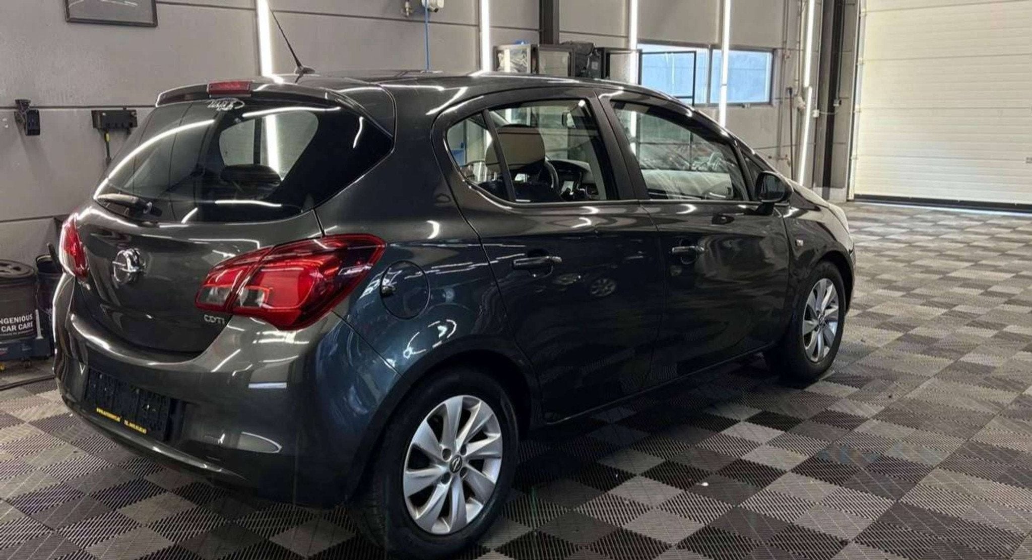 Opel Corsa 1.3 CDTI bj. 2017 147000km Euro 6, Autos, Achat, 74 ch, Entreprise, https://public.car-pass.be/vhr/0ad2016b-bd3b-453c-9898-9e7de09be10e
