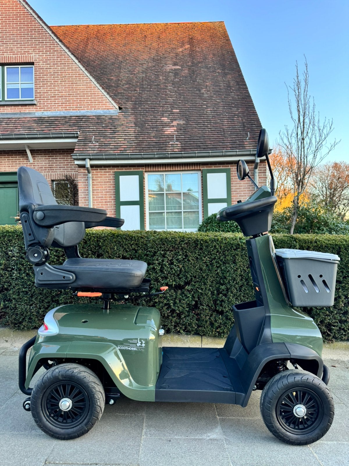 2026 MOBIETECH F4 Scootmobiel - met uitneembare lithium accu, Diversen, Rolstoelen, Ophalen of Verzenden, Inklapbaar, Zo goed als nieuw