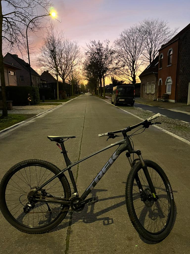 Trek marlin 5 gen 2 lithium grijs maat XL, Fietsen en Brommers, Ophalen, Gebruikt, 57 cm of meer, Hardtail