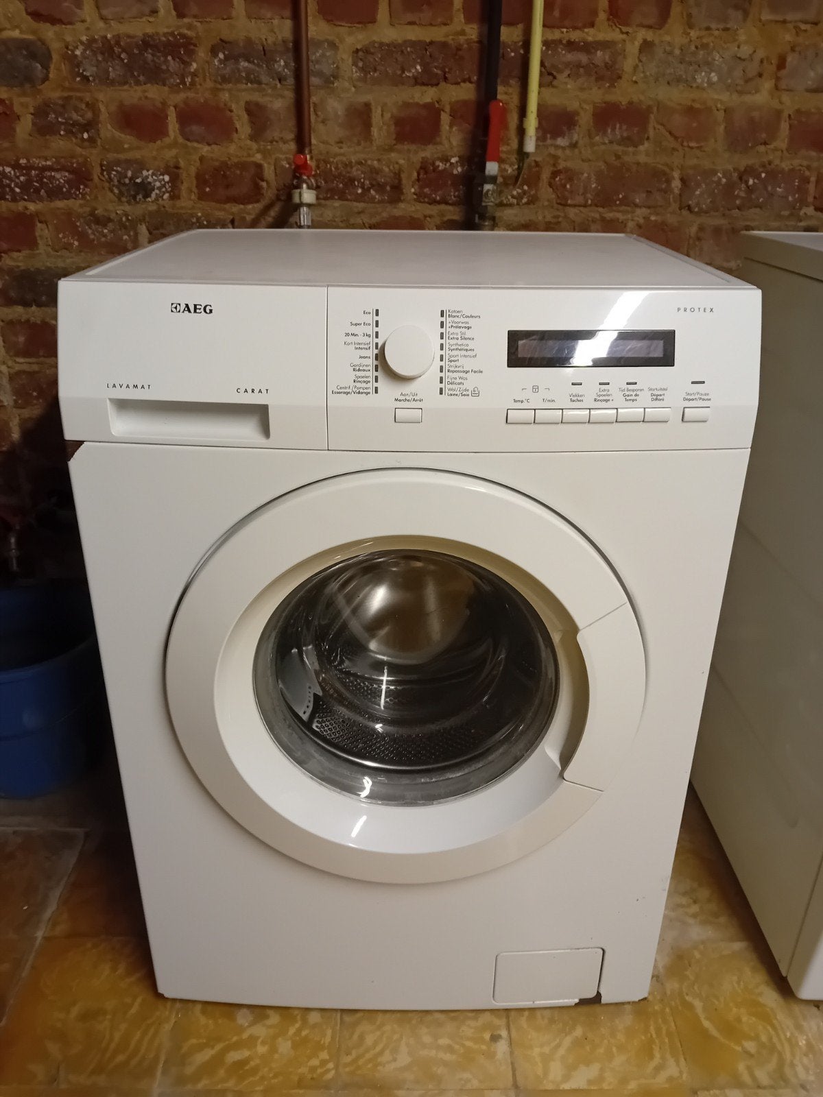 Machine à laver AEG L70678FL Defect, Electroménager, 6 à 8 kg, Enlèvement, 1200 à 1600 tours, Chargeur frontal