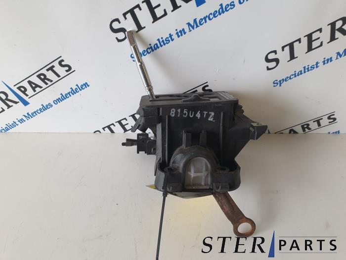Levier de sélection automatique d'un Mercedes E-Klasse, 3 mois de garantie, Utilisé, -, -