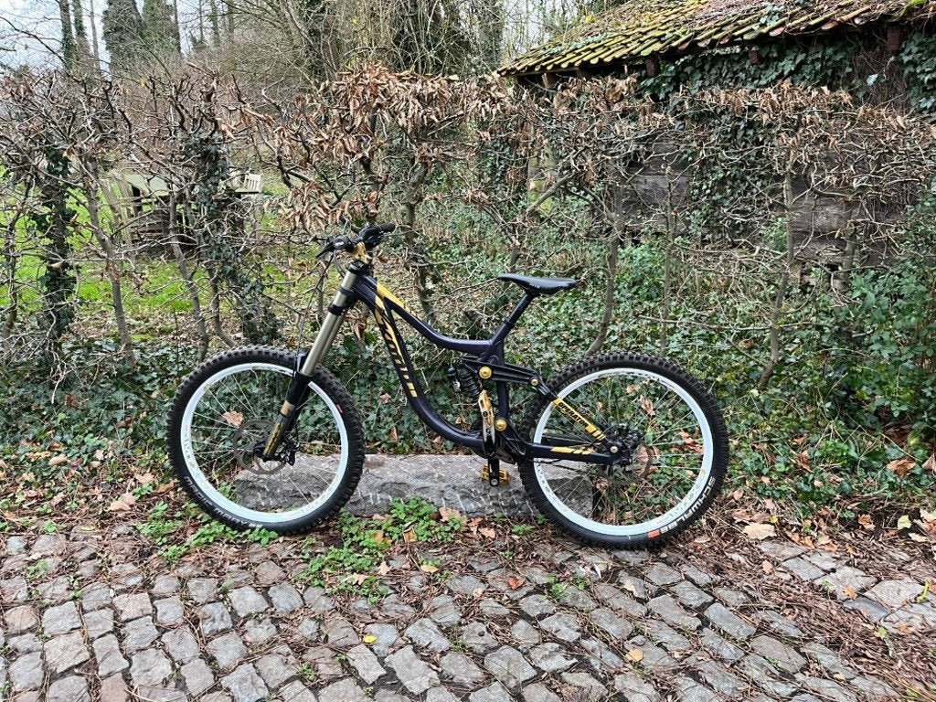 Vélo de montagne Kona Operator Vélo de descente, Autres marques, Enlèvement, Frein à disque, Utilisé