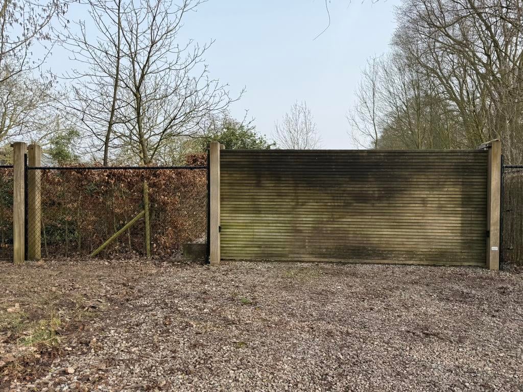 Padouk rolpoort, Ophalen, Zo goed als nieuw
