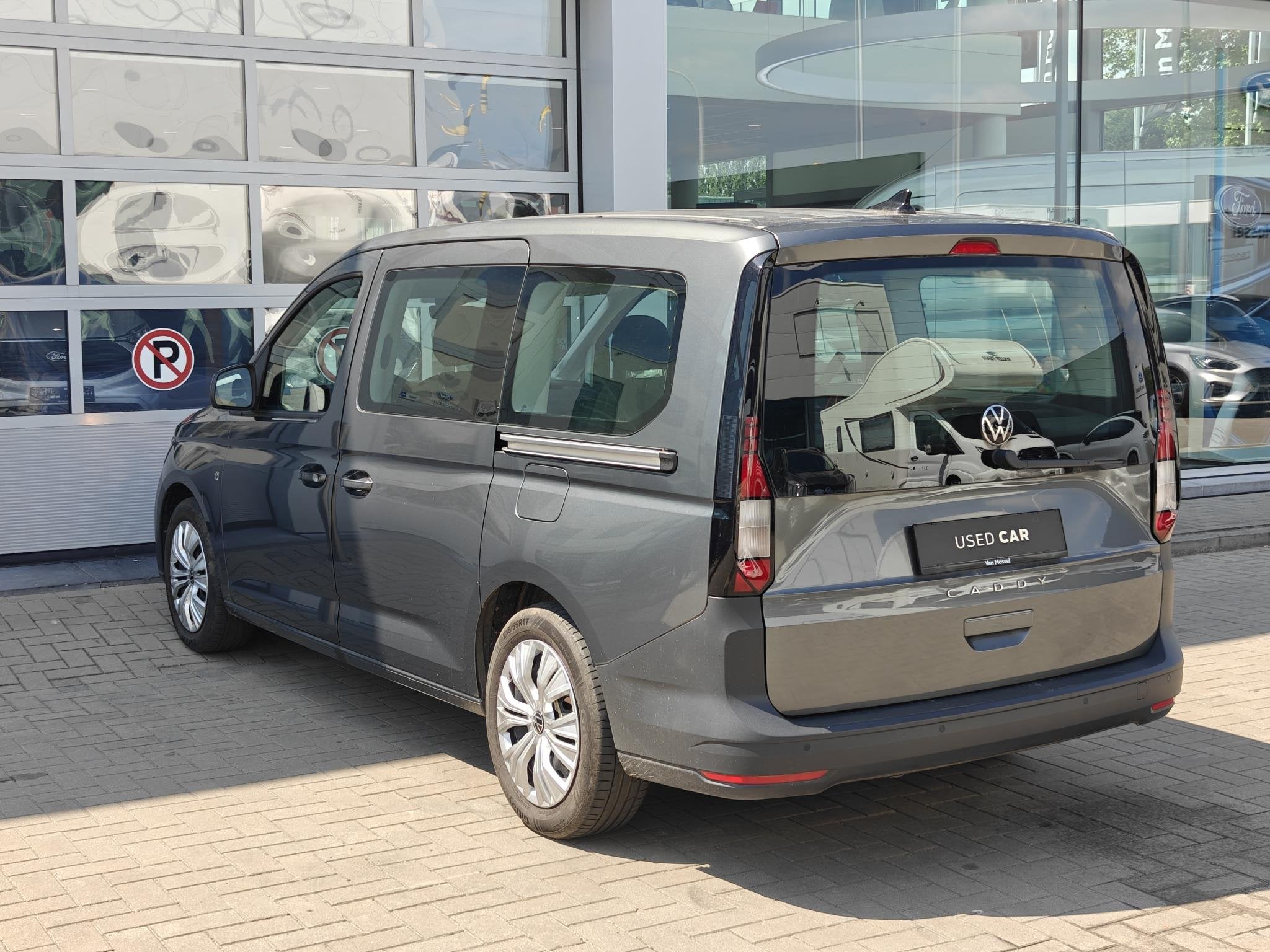 Volkswagen Caddy Maxi 1.5 TSI 85 kW DSG (automatique), Autos, https://public.car-pass.be/vhr/d15b49f6-bac4-4547-ad8d-18defb9f9018
