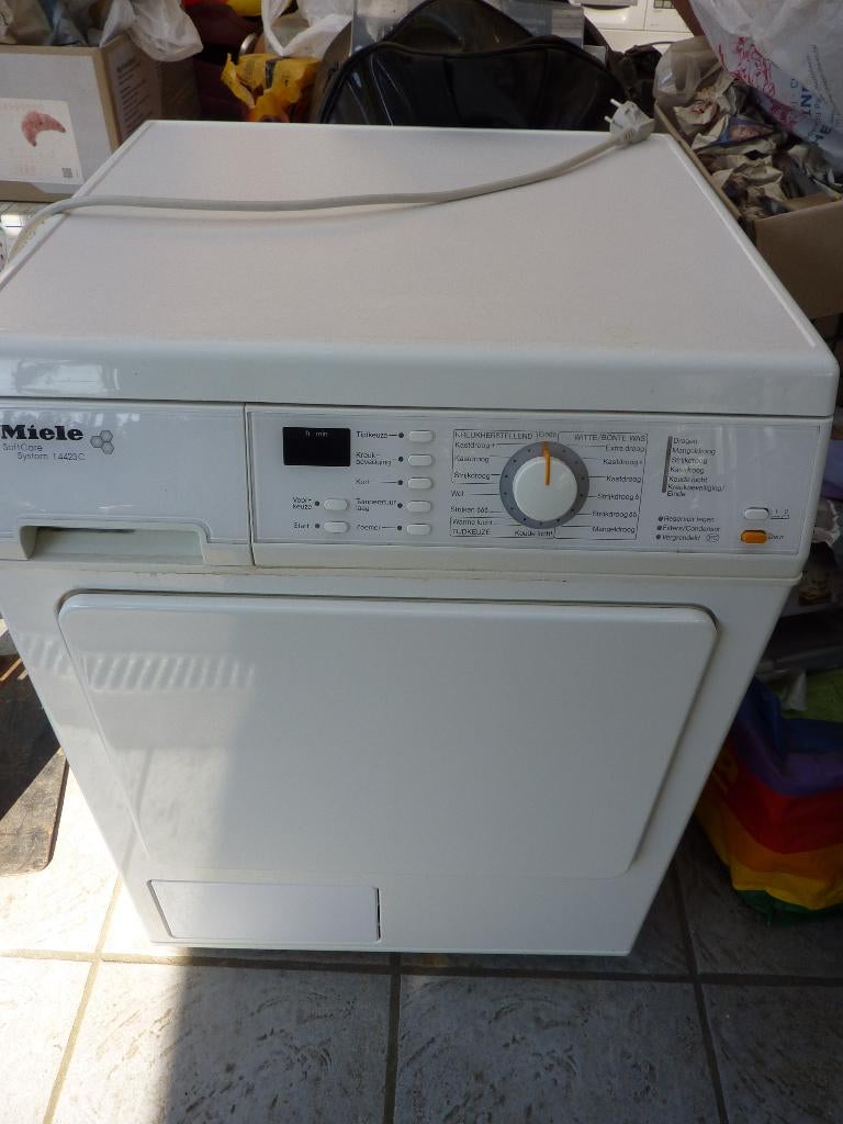 Goede condensatie droogkast Miele voor 6 kg wasgoed, Ophalen, 6 tot 8 kg, Gebruikt, Anti-kreukfase