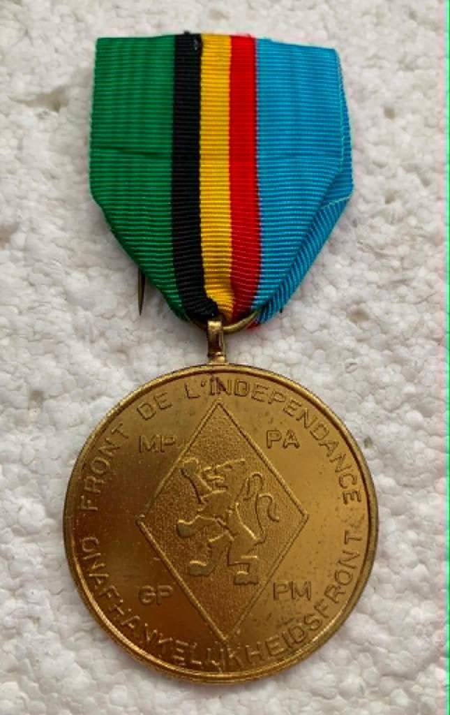Medaille, OnafhankelijkheidsFront (Verzet) 1945-85, 40st VJD, Ophalen of Verzenden, Landmacht, Lintje, Medaille of Wings