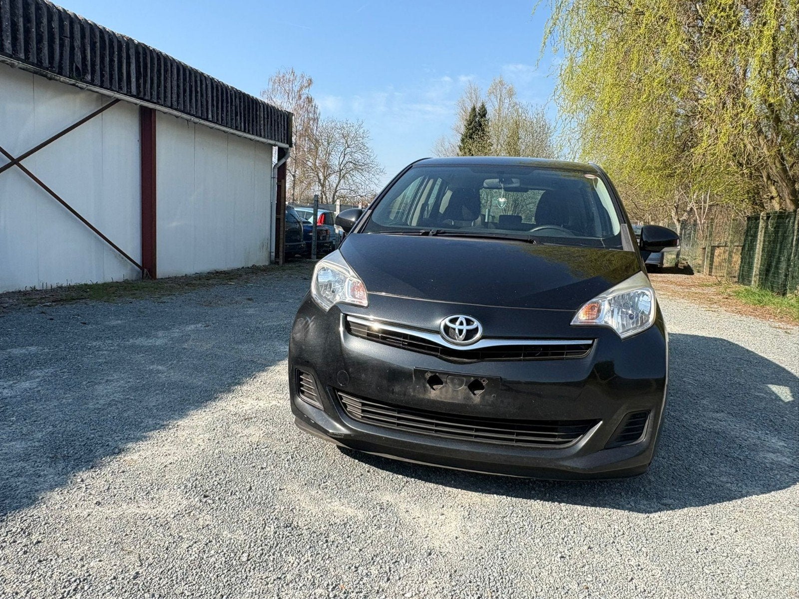 Toyota verso s essence ️, Auto's, Toyota, Euro 5, Stof, Zwart, 4 cilinders