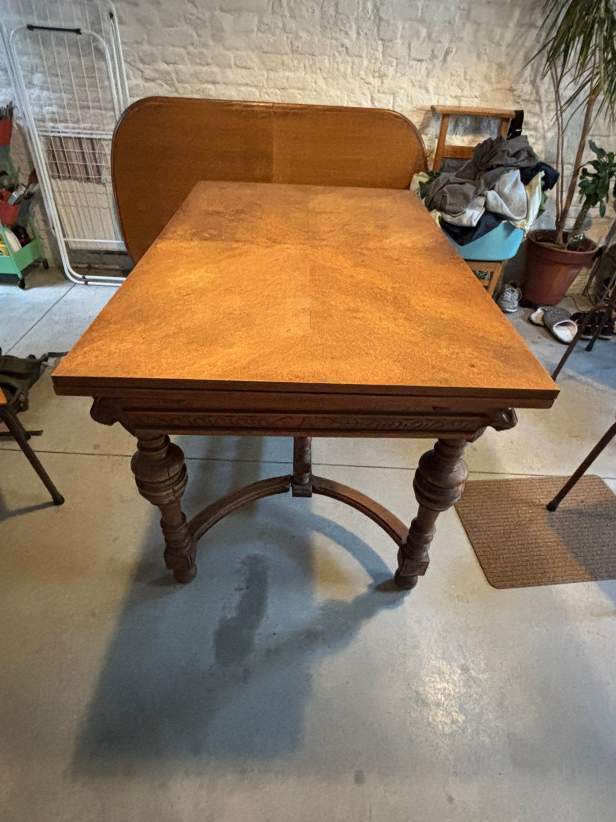 Uitschuifbare eettafel, Antiek en Kunst, Ophalen