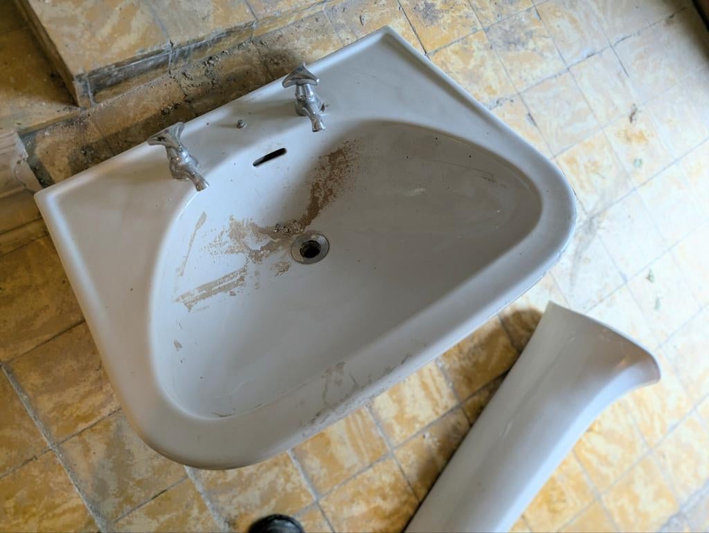 Lavabo de salle de bain, Bricolage & Construction, Enlèvement, Utilisé, Lavabo